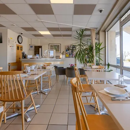 ホテル Logis Reve De Sable ロワイヤン