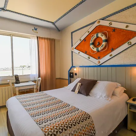 Logis Reve De Sable ホテル 3*