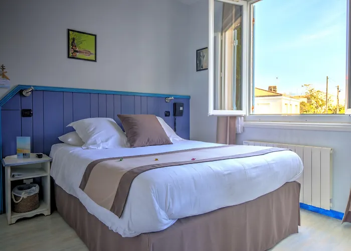 Hotel Logis Reve De Sable 3*