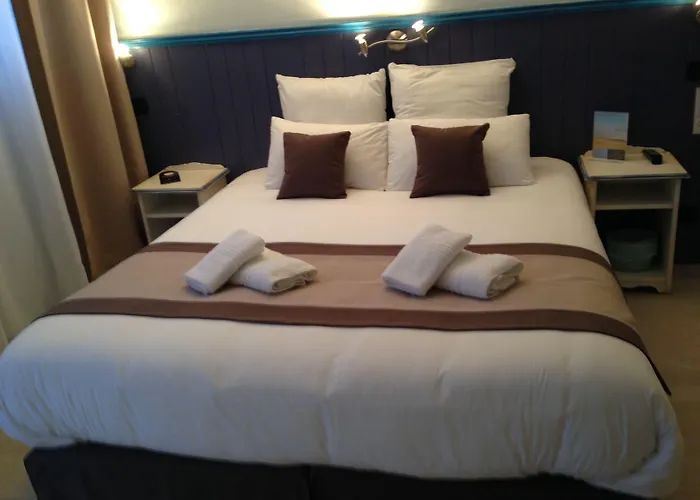 Logis Reve De Sable Hotel 3*